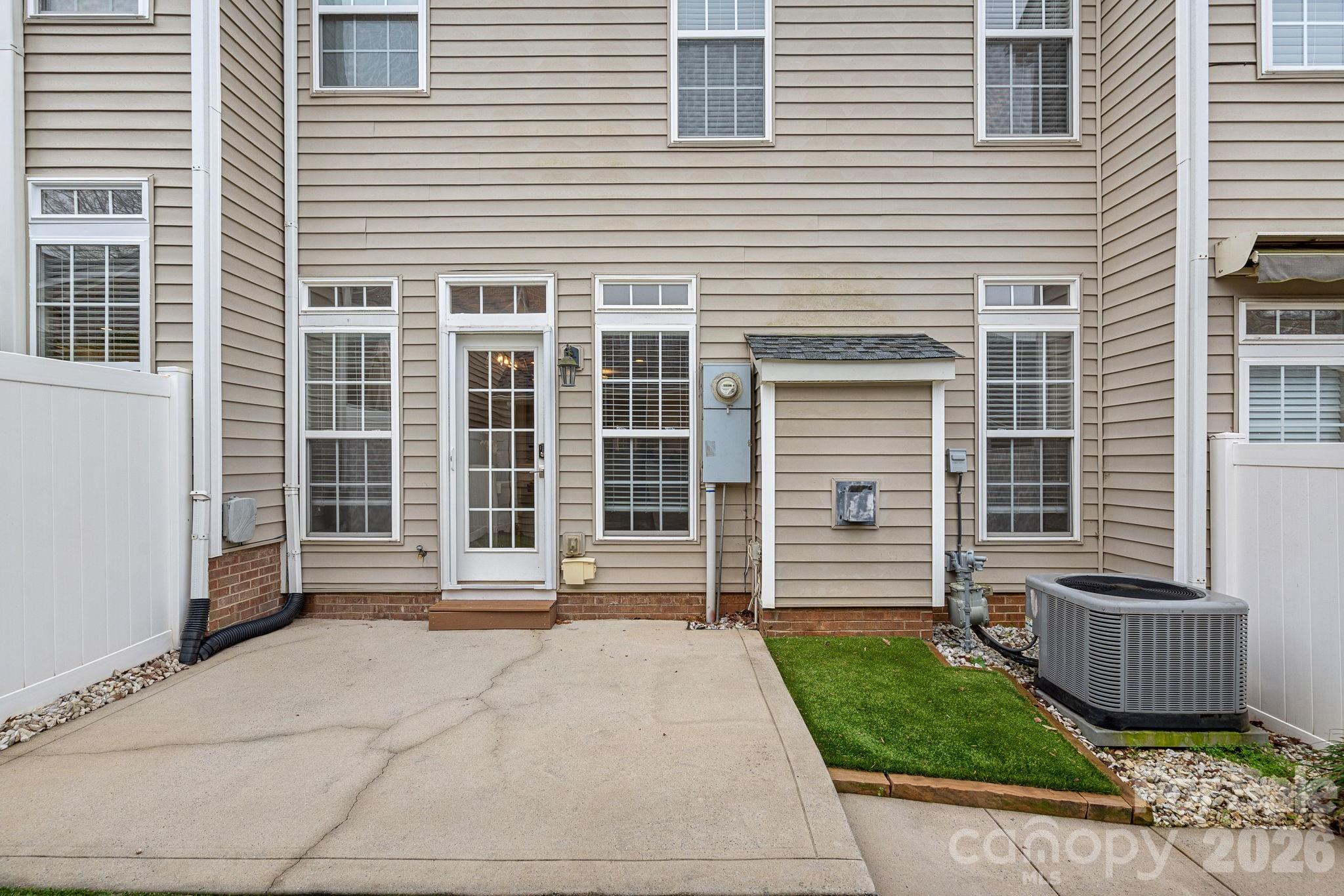 19139 Juanita Lane — Cornelius