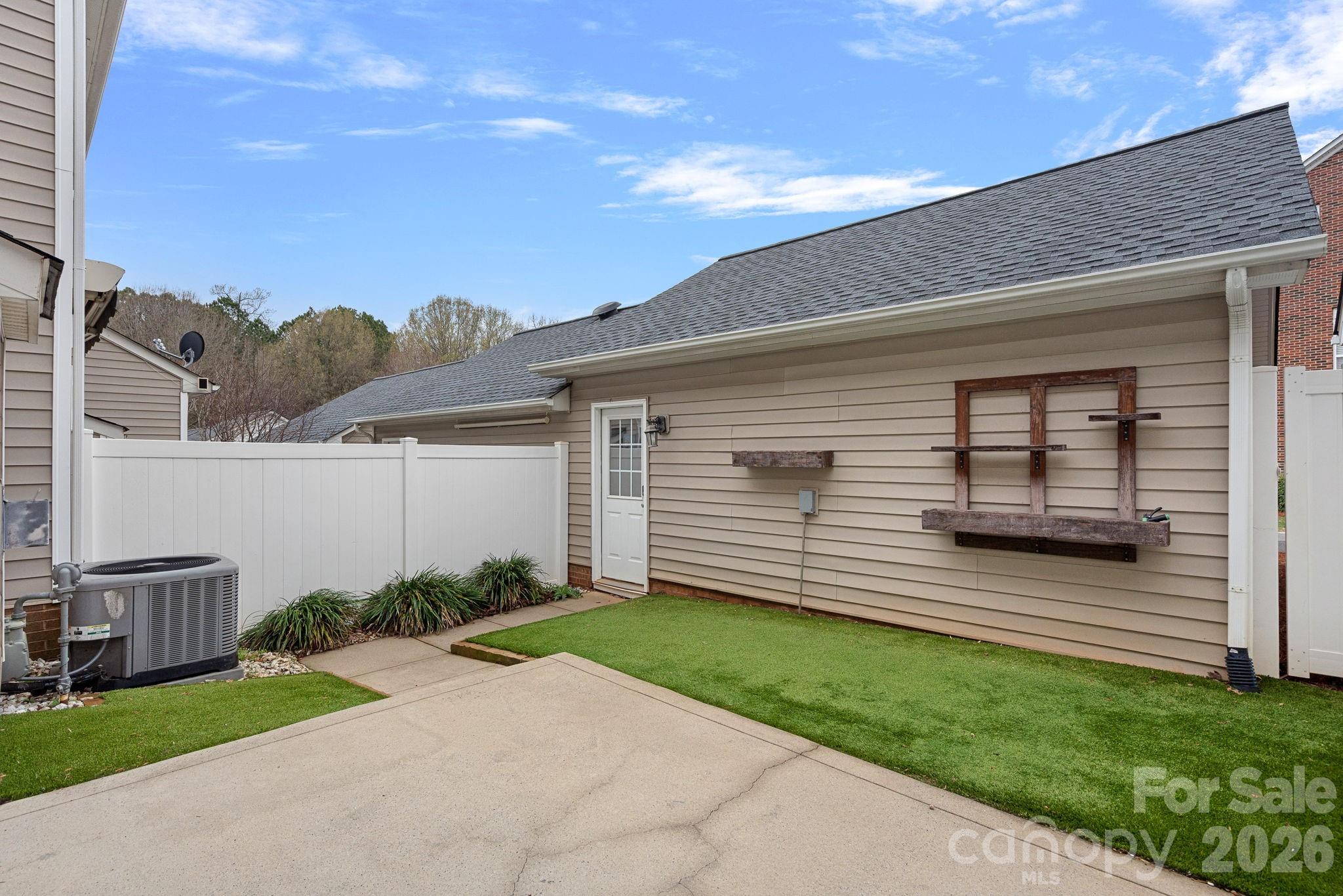 19139 Juanita Lane — Cornelius