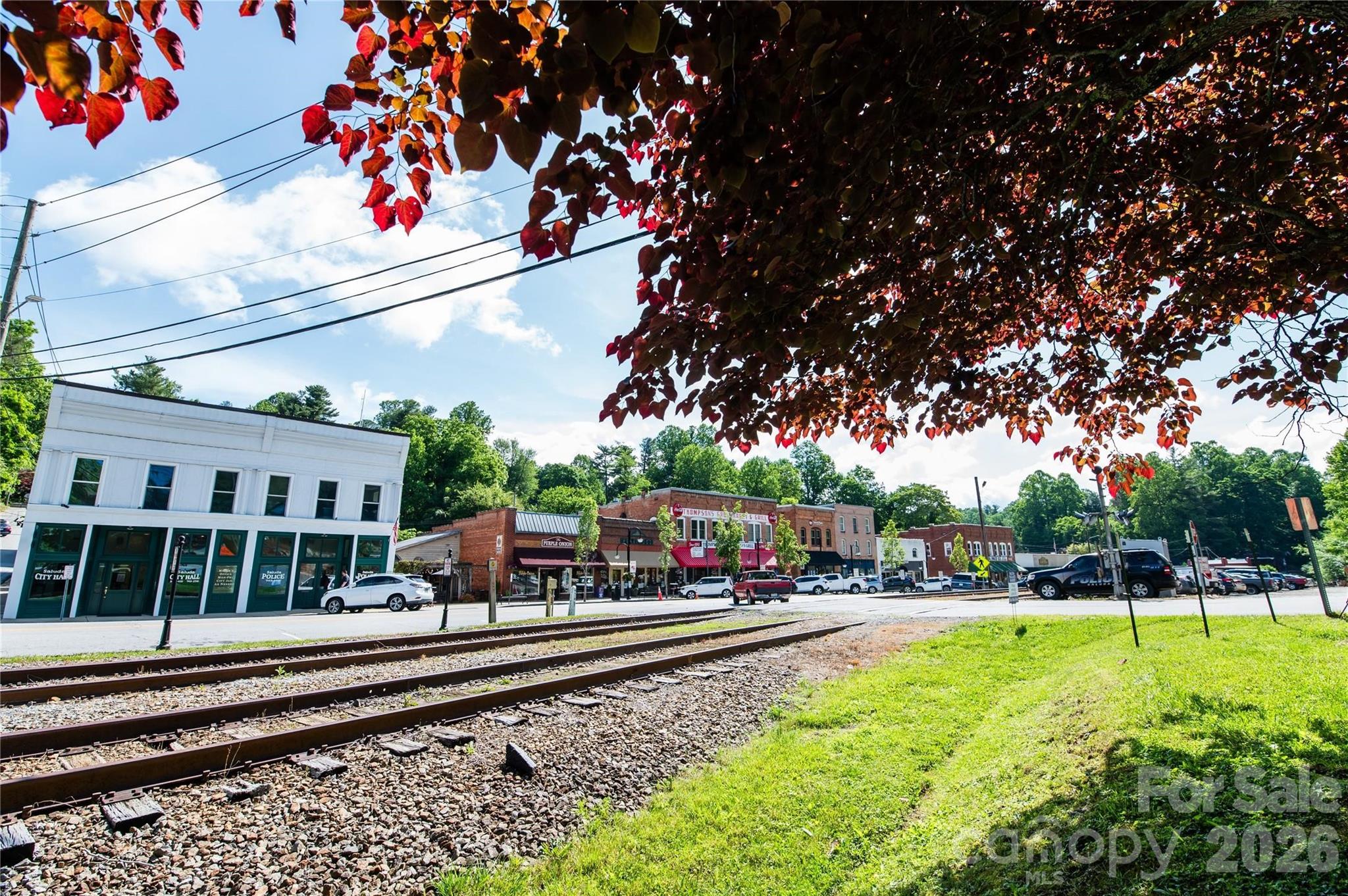 405 Glen Echo Circle — Saluda