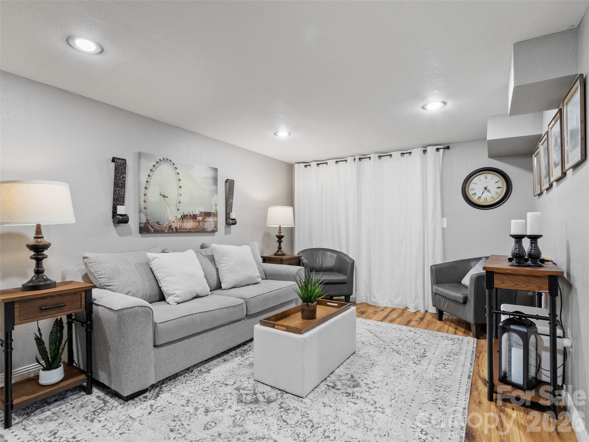 189 Poverty Branch Road — Barnardsville