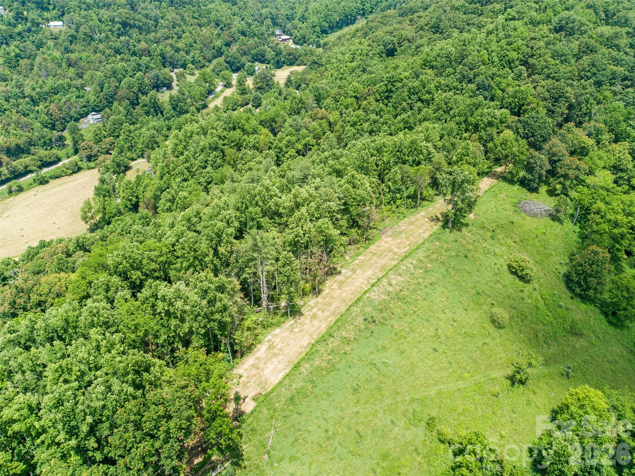 189 Poverty Branch Road — Barnardsville