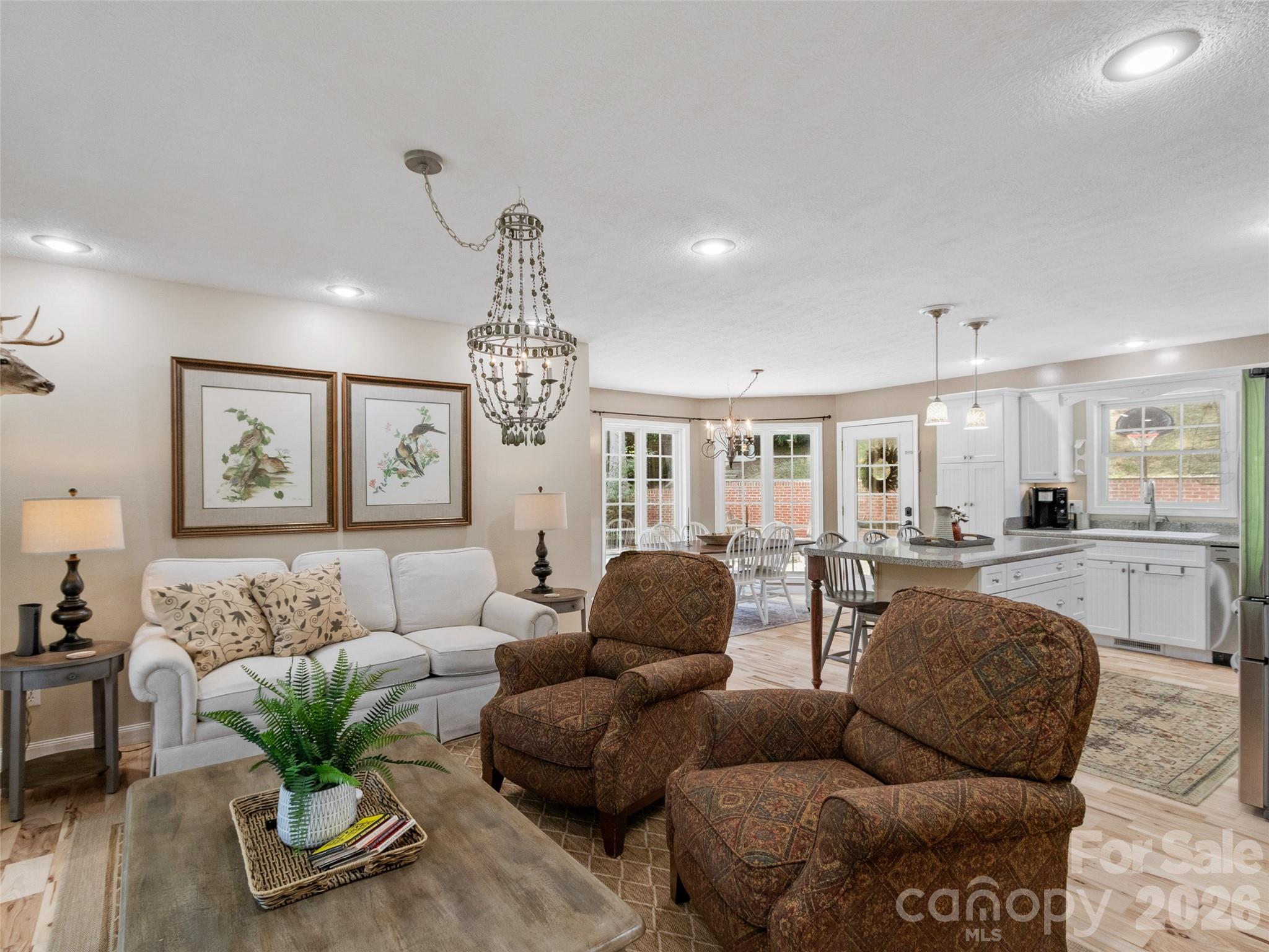 189 Poverty Branch Road — Barnardsville