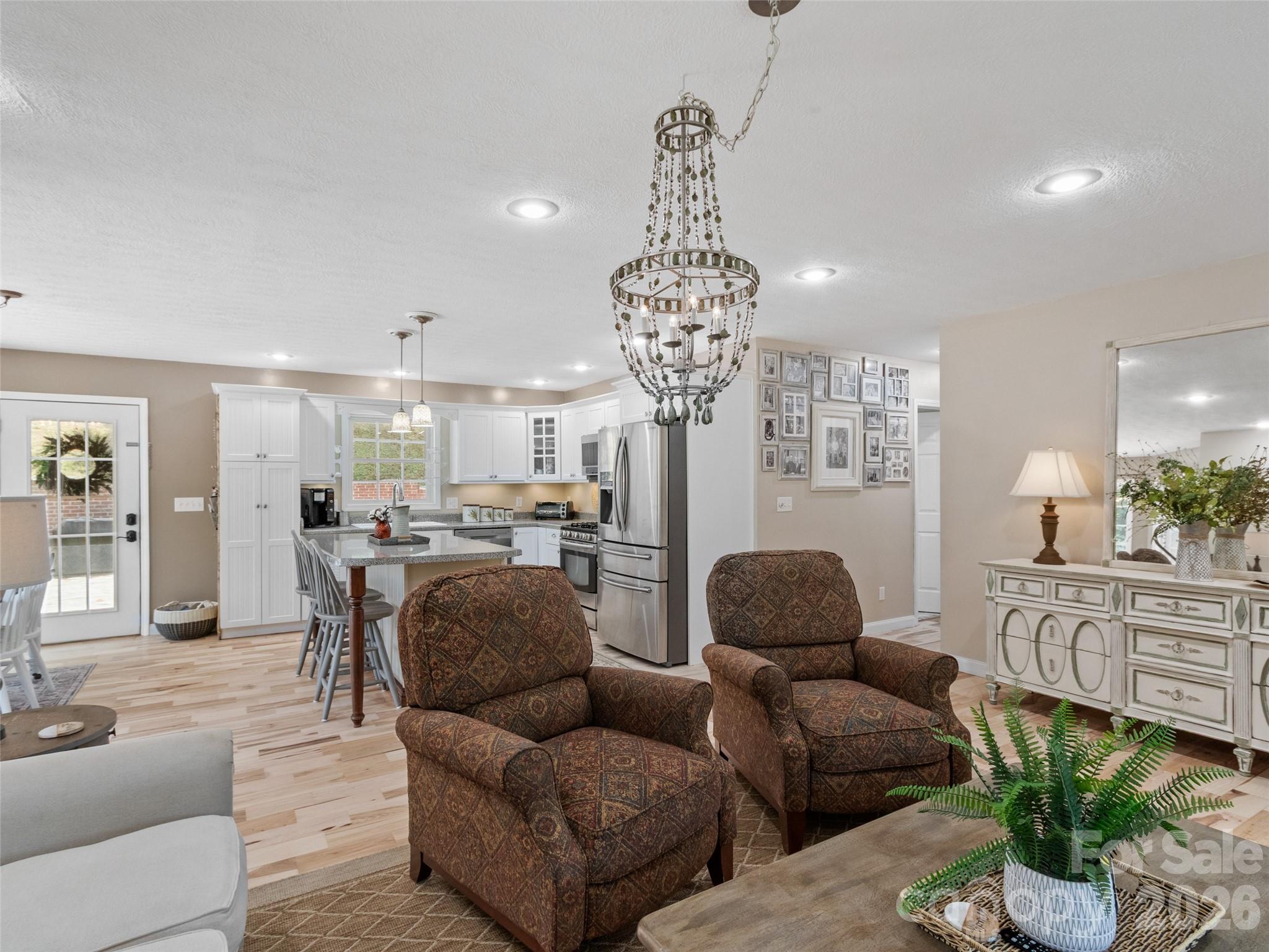 189 Poverty Branch Road — Barnardsville