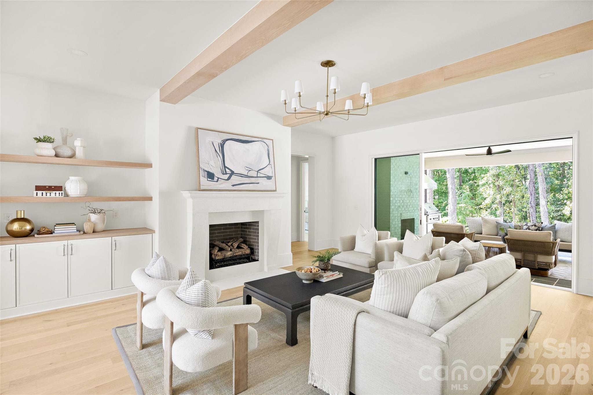 4628 Water Oak Road — Charlotte