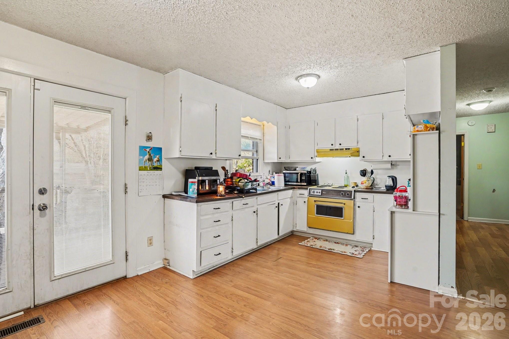 1004 Oakwood Avenue — Kannapolis