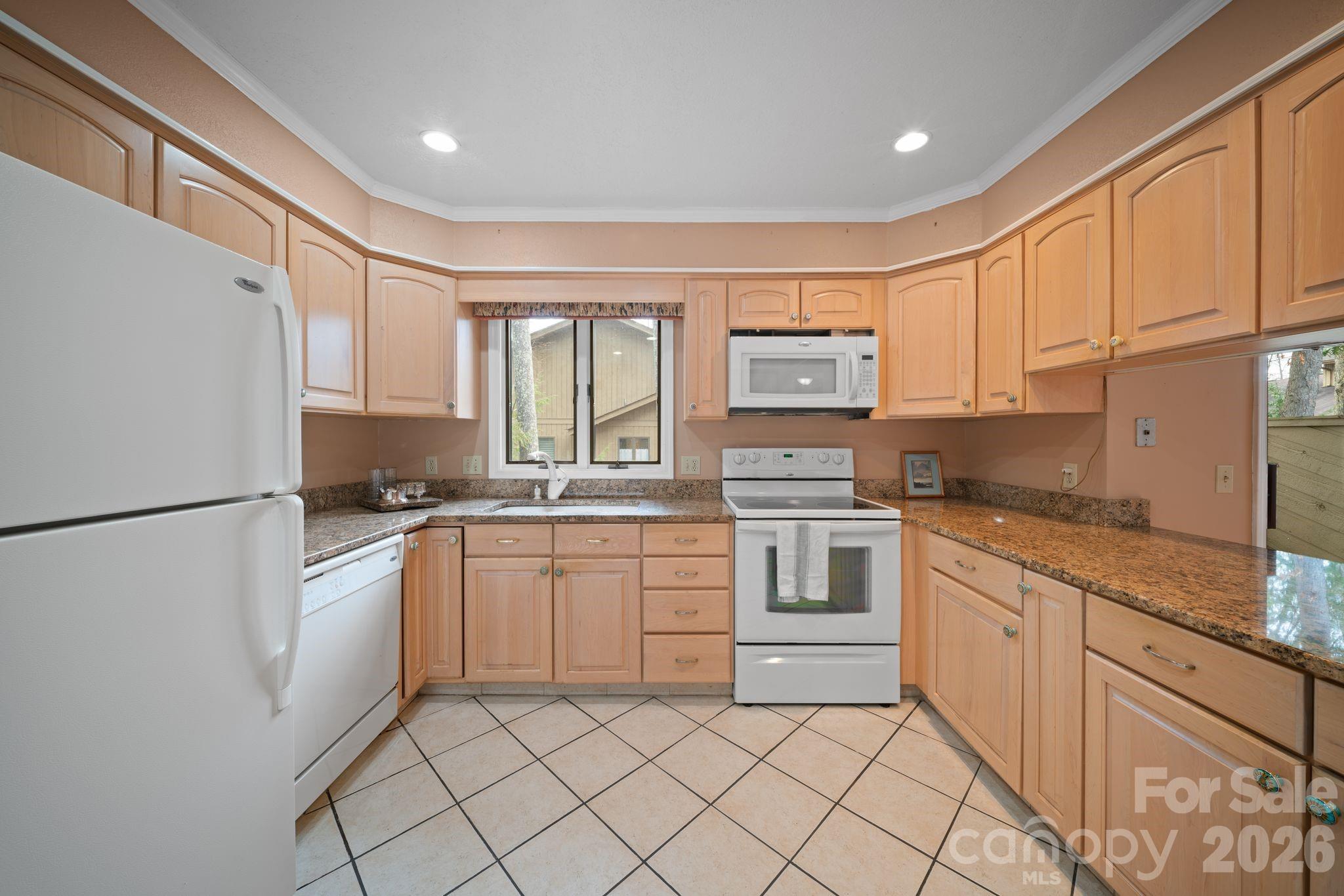 301 N Scarlet Oak Lane — Hendersonville