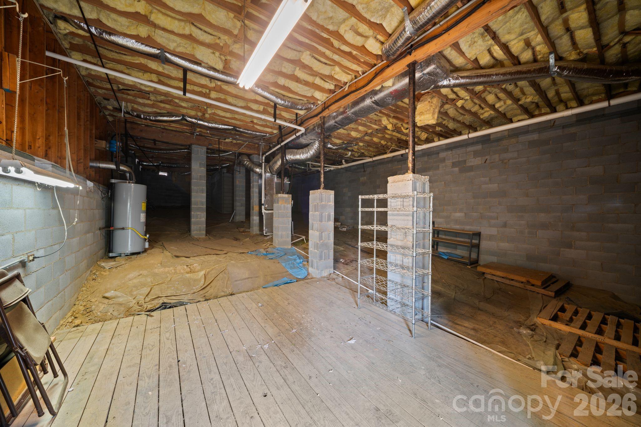 301 N Scarlet Oak Lane — Hendersonville
