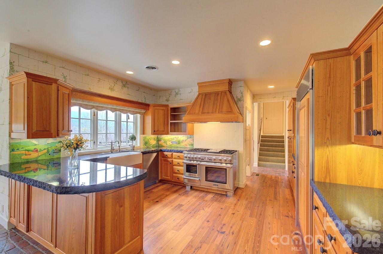 21 Eagle Rock Road — Landrum