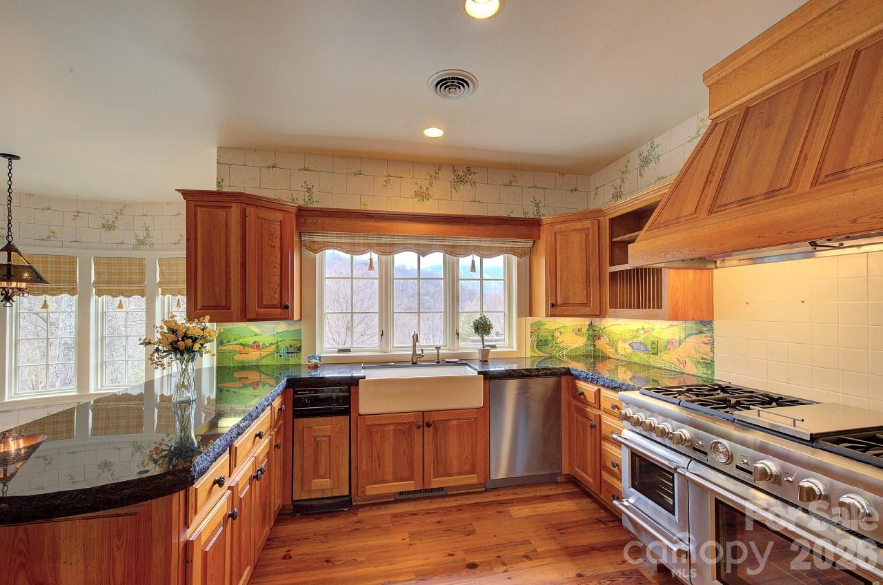 21 Eagle Rock Road — Landrum