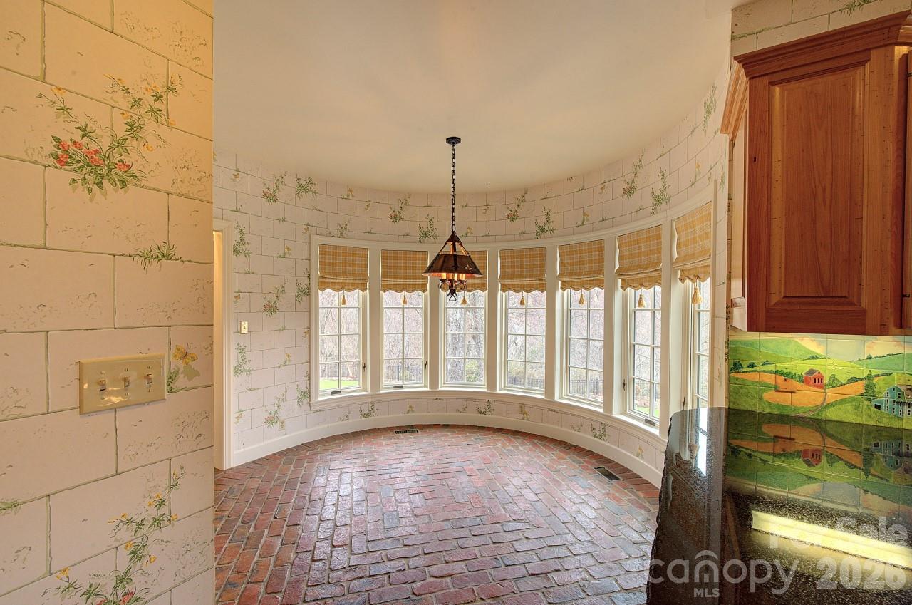 21 Eagle Rock Road — Landrum