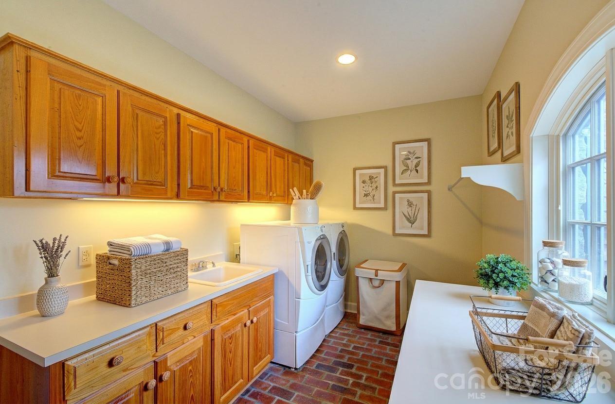 21 Eagle Rock Road — Landrum