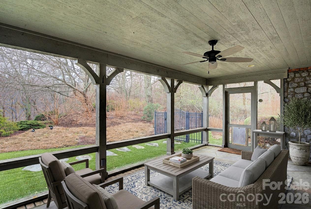 21 Eagle Rock Road — Landrum
