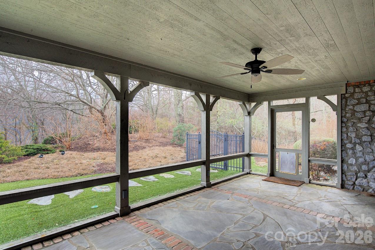 21 Eagle Rock Road — Landrum