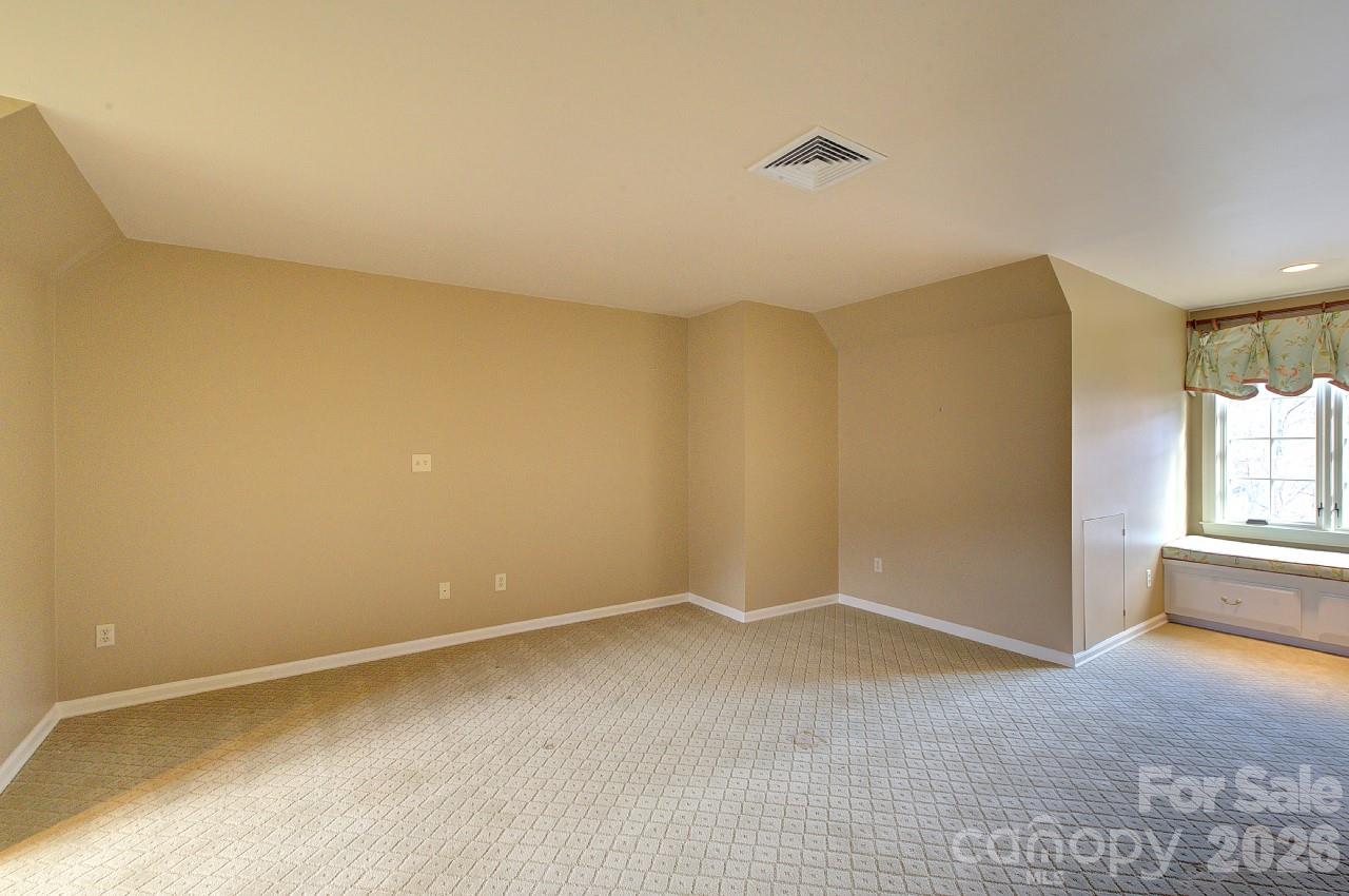 21 Eagle Rock Road — Landrum