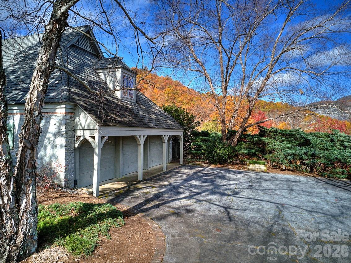 21 Eagle Rock Road — Landrum