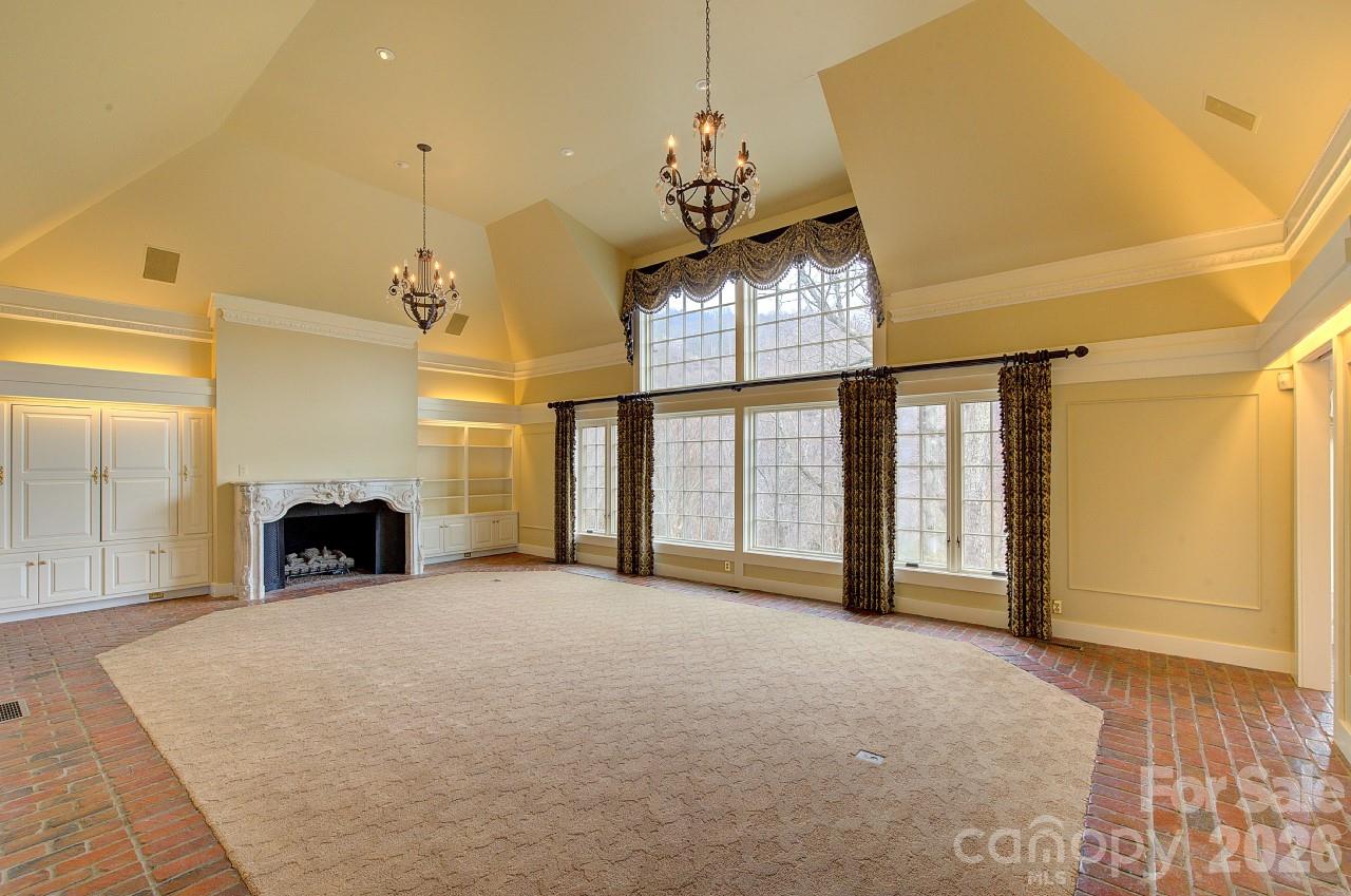21 Eagle Rock Road — Landrum