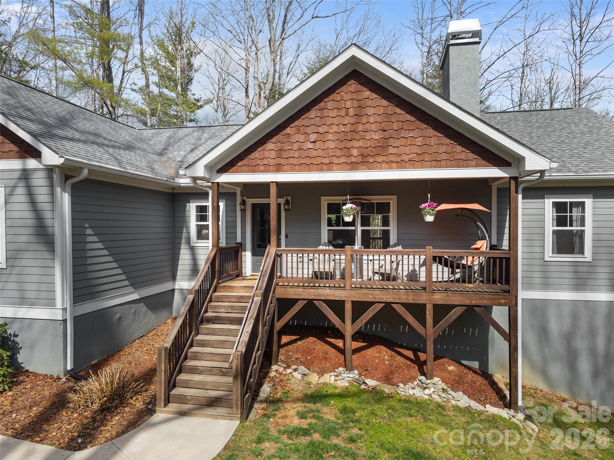 72 Summer Shade Court — Hendersonville