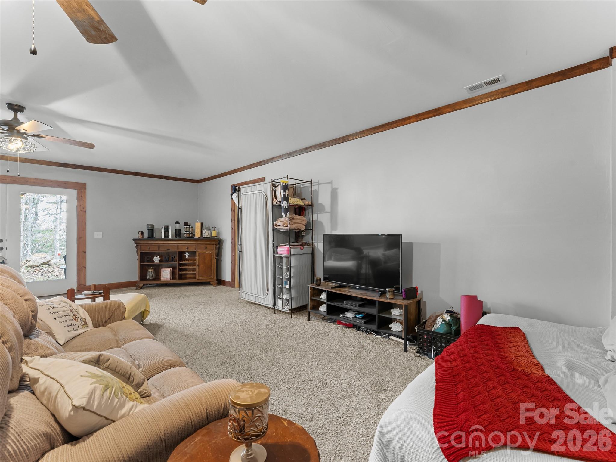 72 Summer Shade Court — Hendersonville