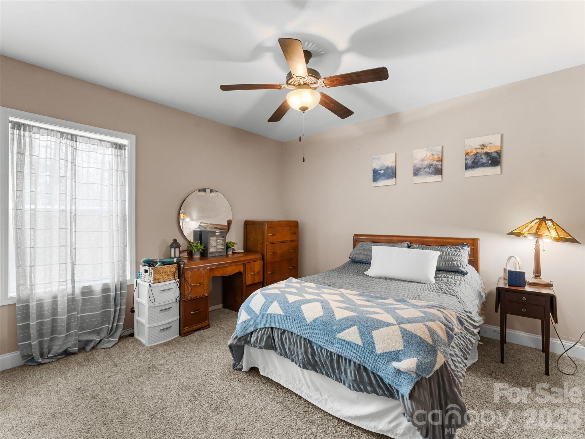 72 Summer Shade Court — Hendersonville