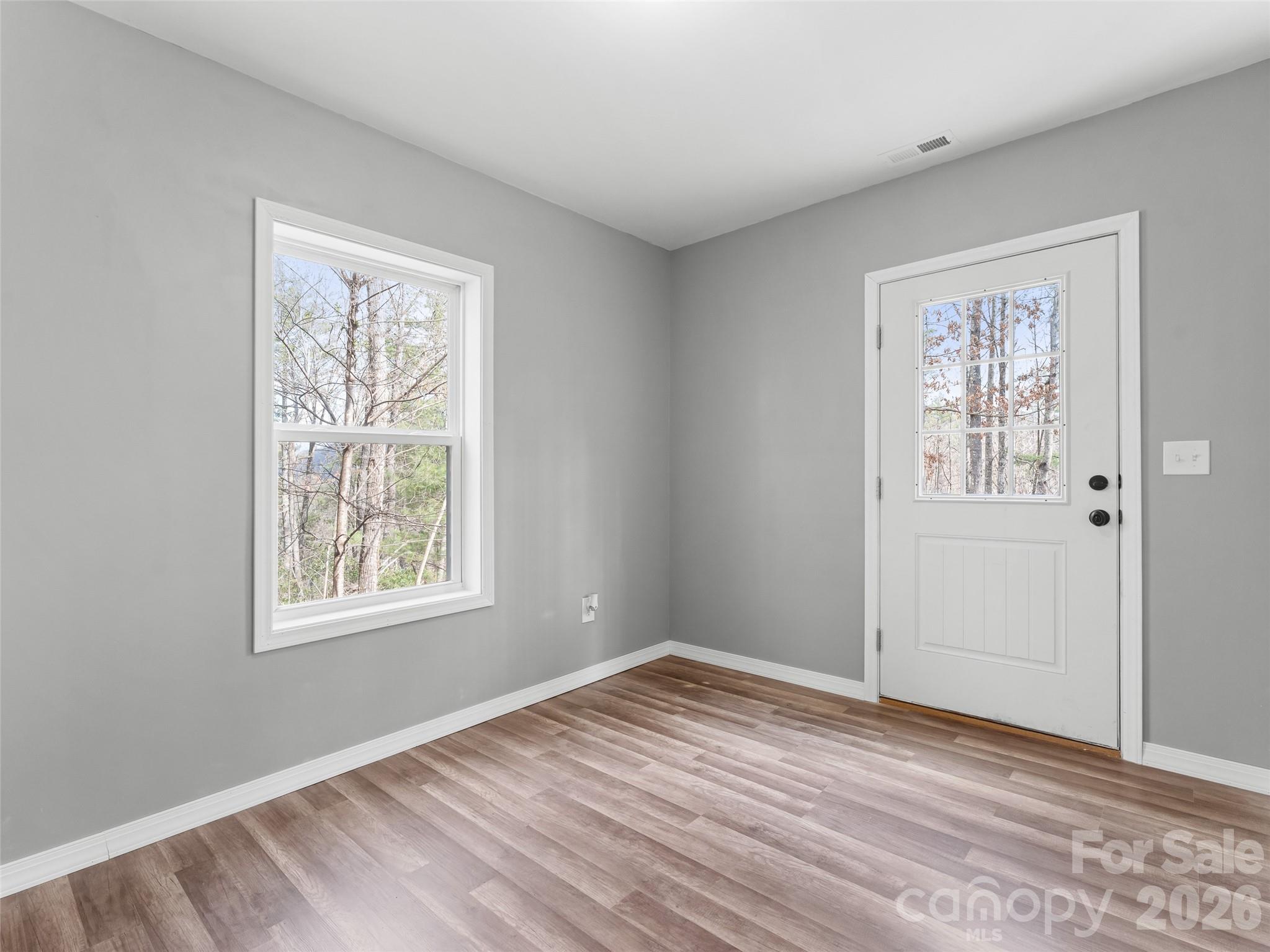 72 Summer Shade Court — Hendersonville