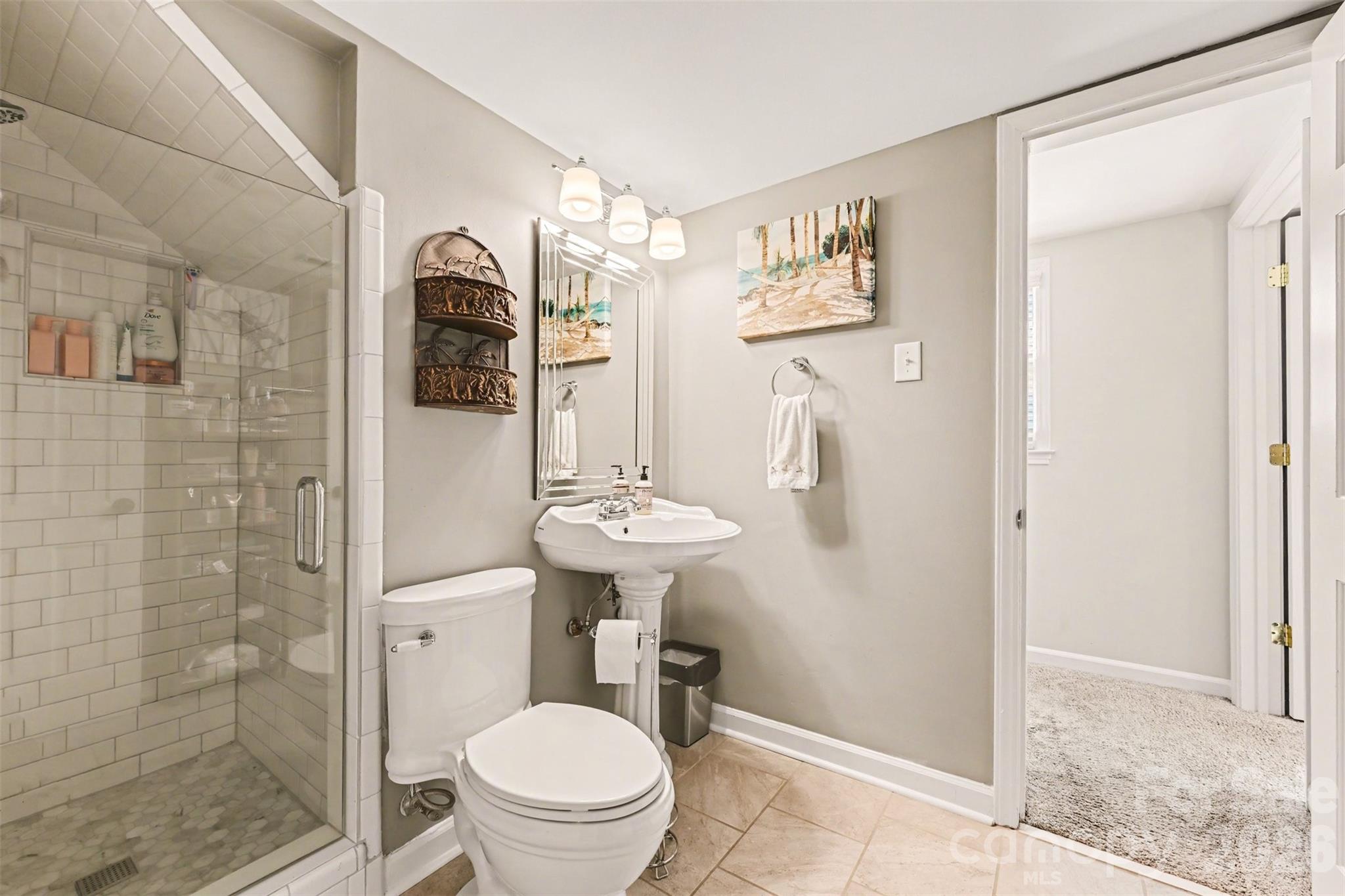3832 Blowing Rock Way — Charlotte