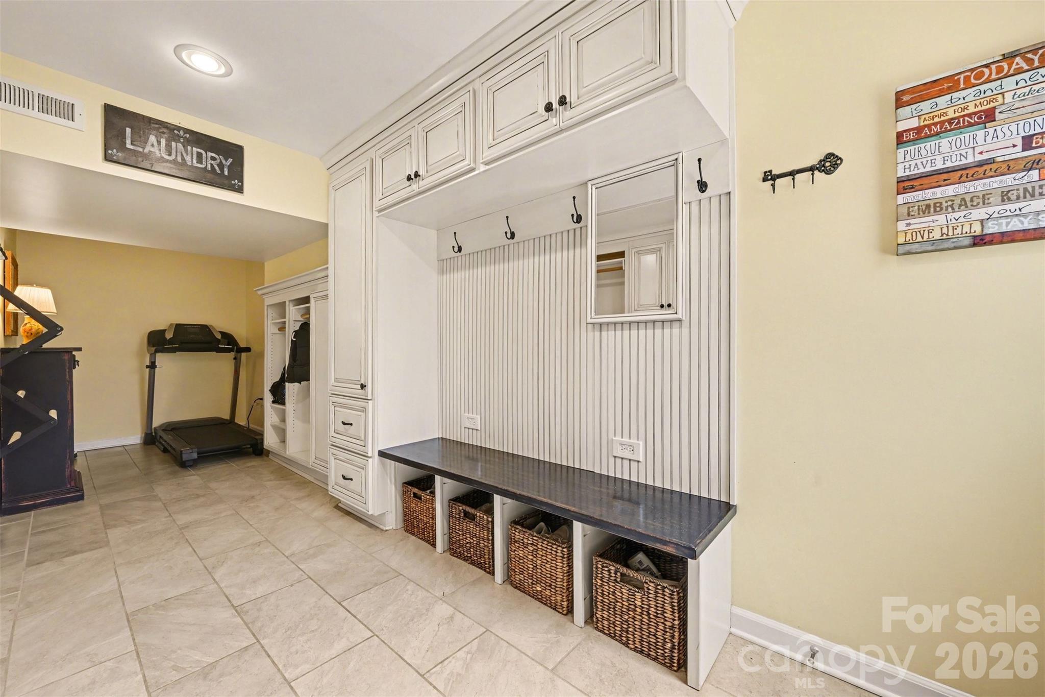 3832 Blowing Rock Way — Charlotte