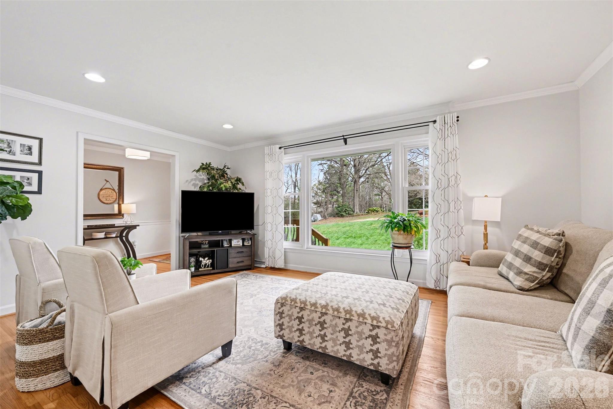 3832 Blowing Rock Way — Charlotte