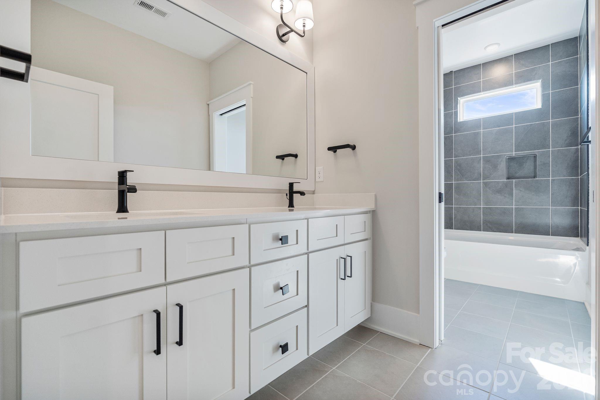 1012 Courtney Lane #27 — Wesley Chapel