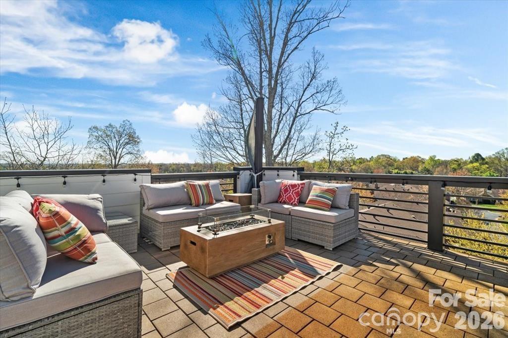 11921 Fiddlers Roof Lane — Charlotte