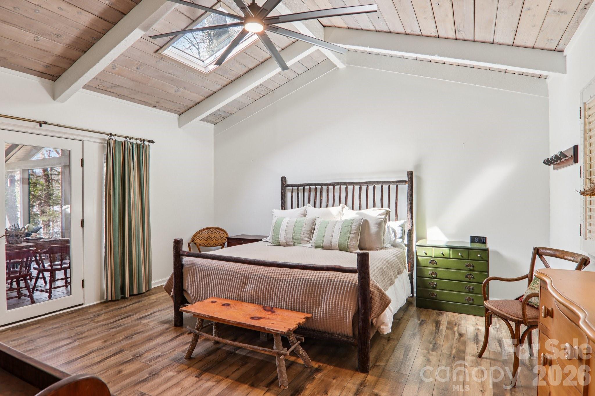 987 Cold Mountain Road — Lake Toxaway