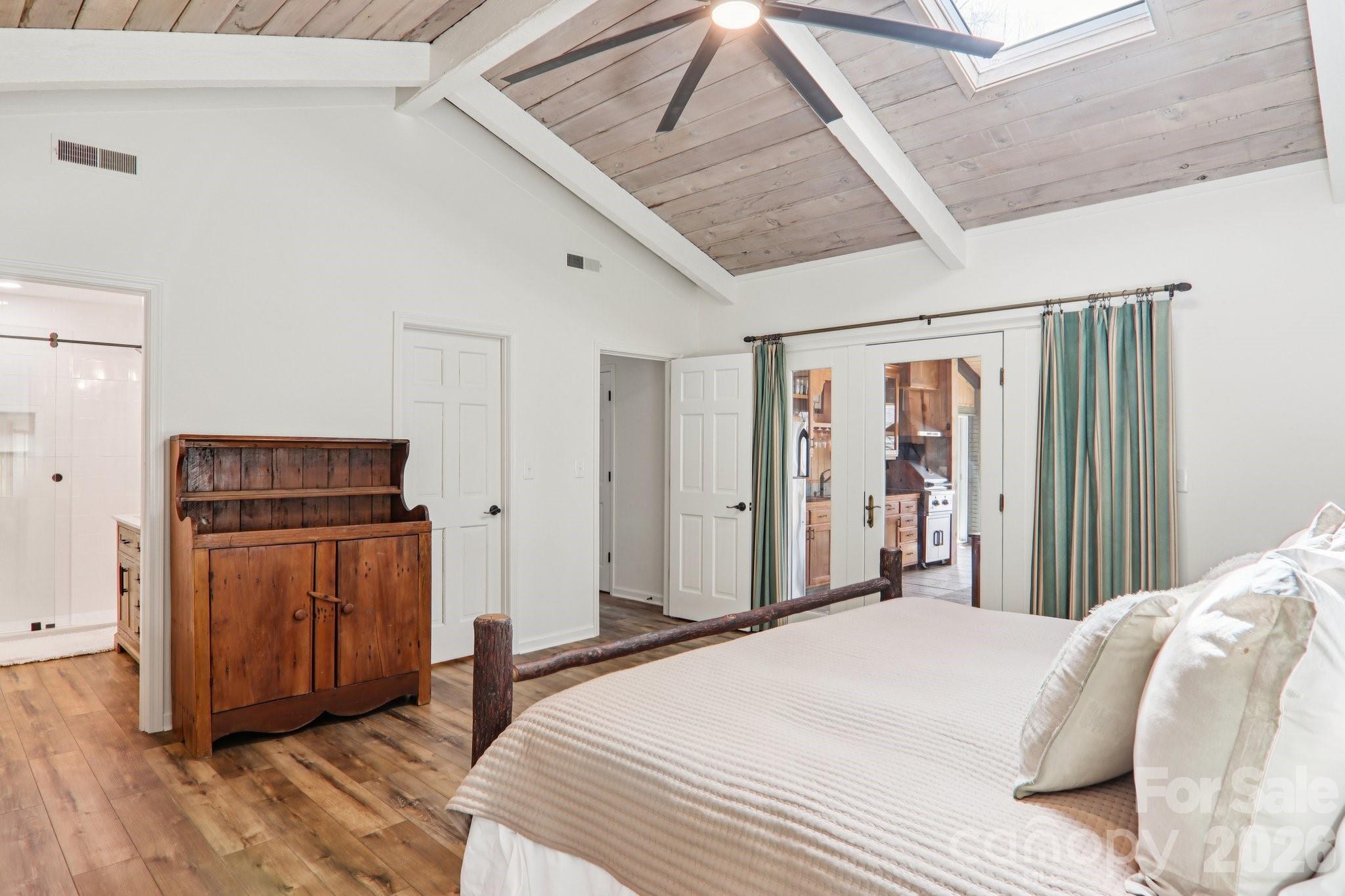 987 Cold Mountain Road — Lake Toxaway