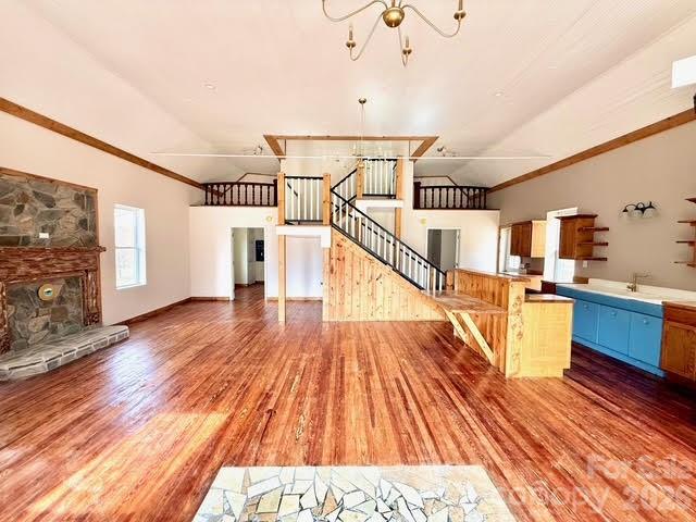 6367 NC 261 Highway — Bakersville