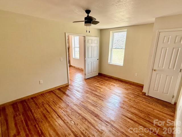 6367 NC 261 Highway — Bakersville