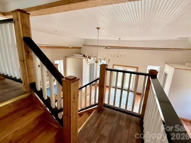 6367 NC 261 Highway — Bakersville