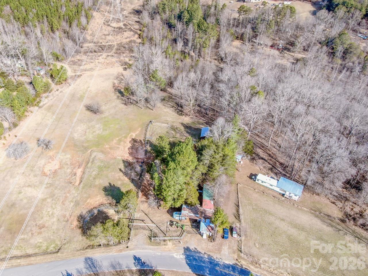 508 Liles Lane — Hiddenite