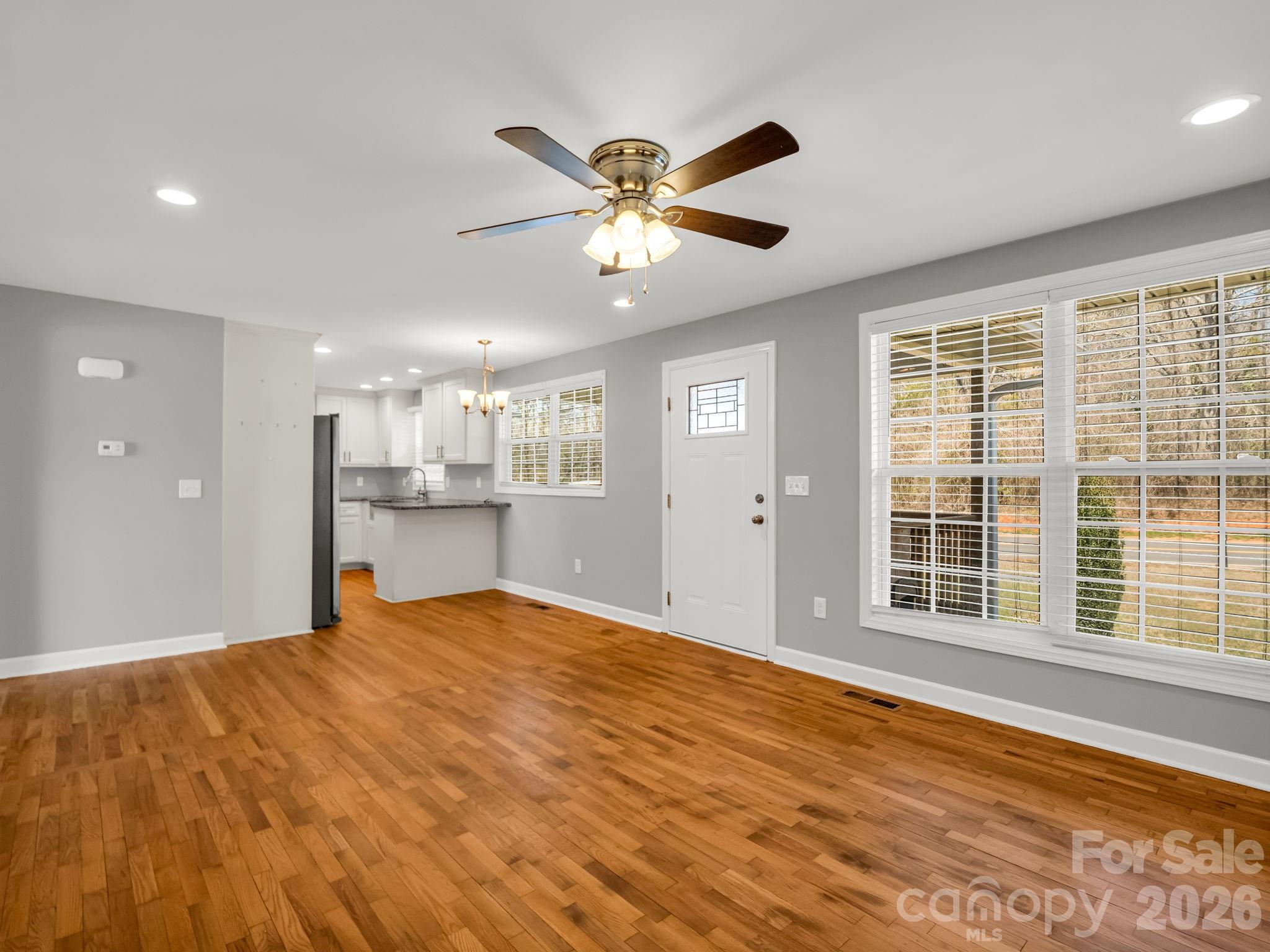 655 W Oconee Street — Chesnee