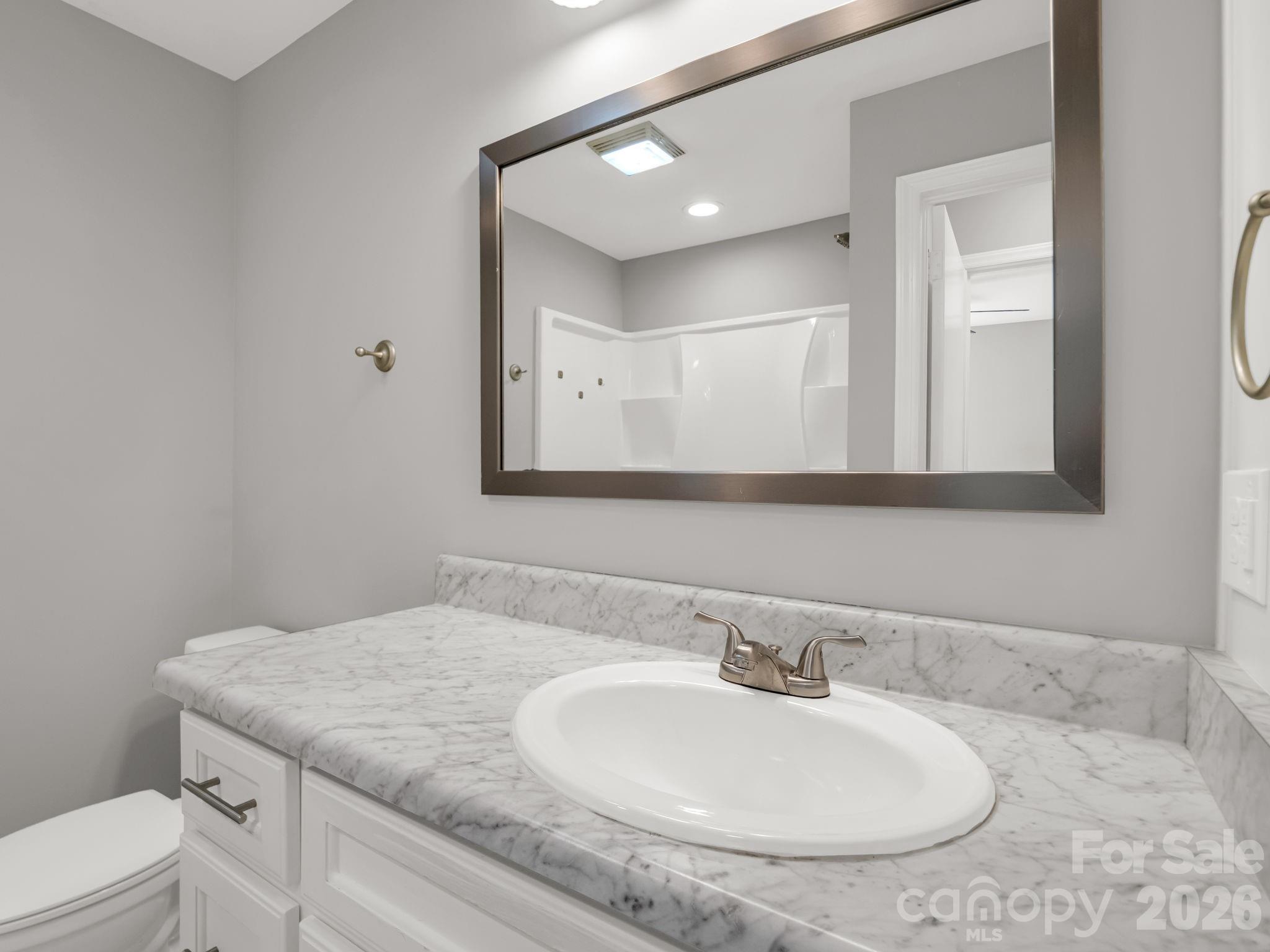 655 W Oconee Street — Chesnee