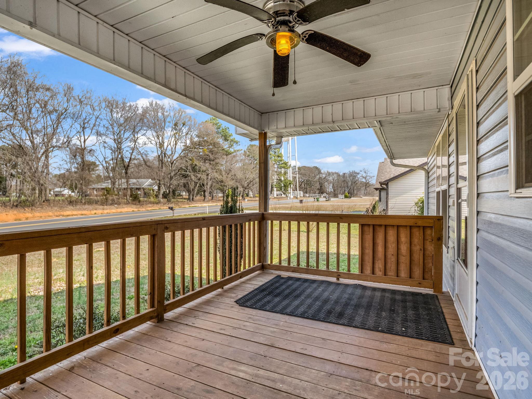 655 W Oconee Street — Chesnee