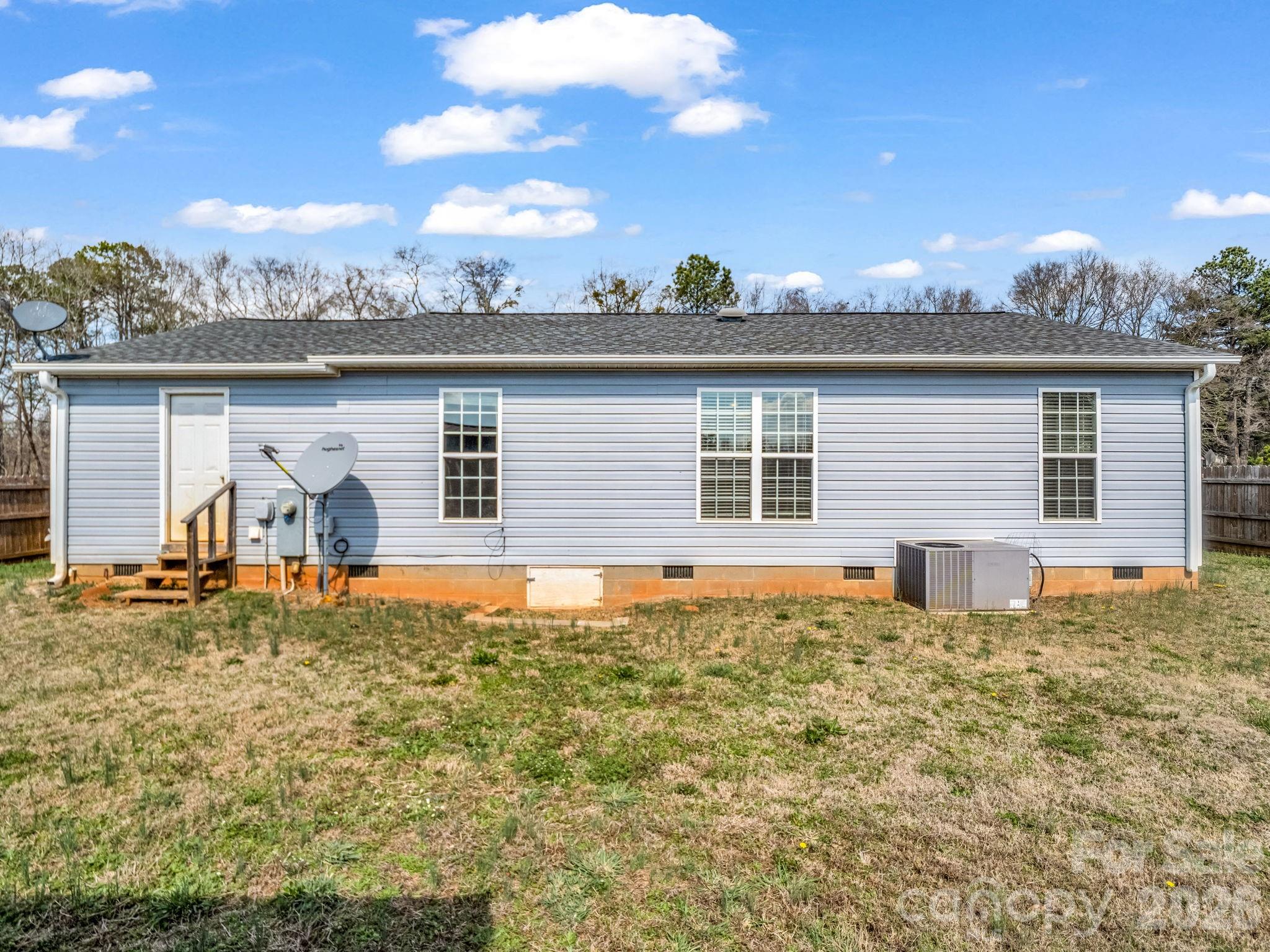 655 W Oconee Street — Chesnee