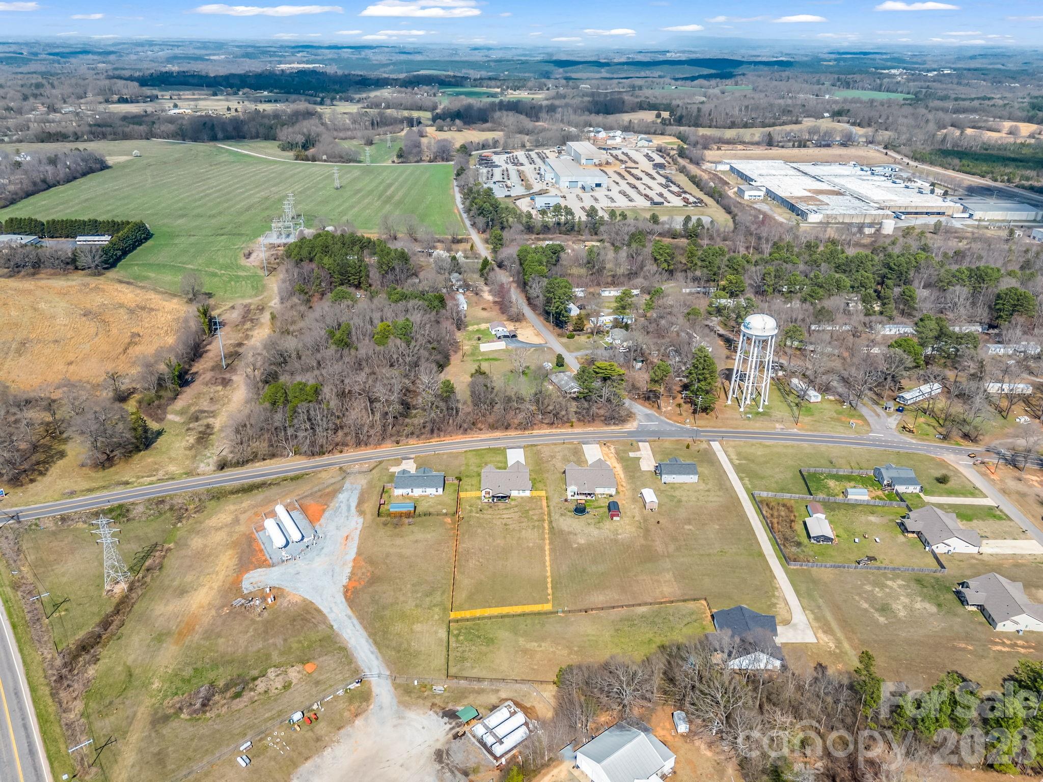 655 W Oconee Street — Chesnee