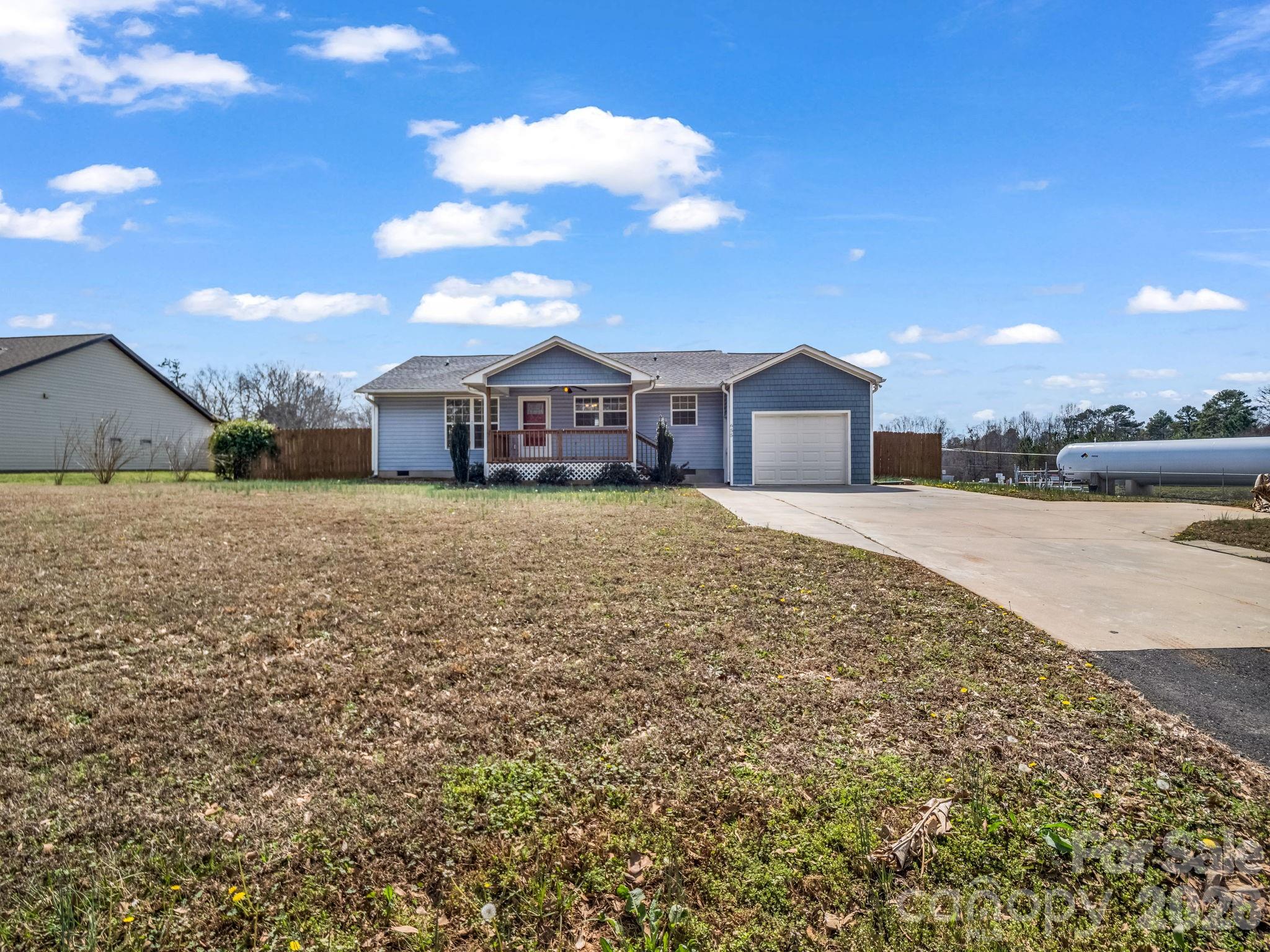 655 W Oconee Street — Chesnee