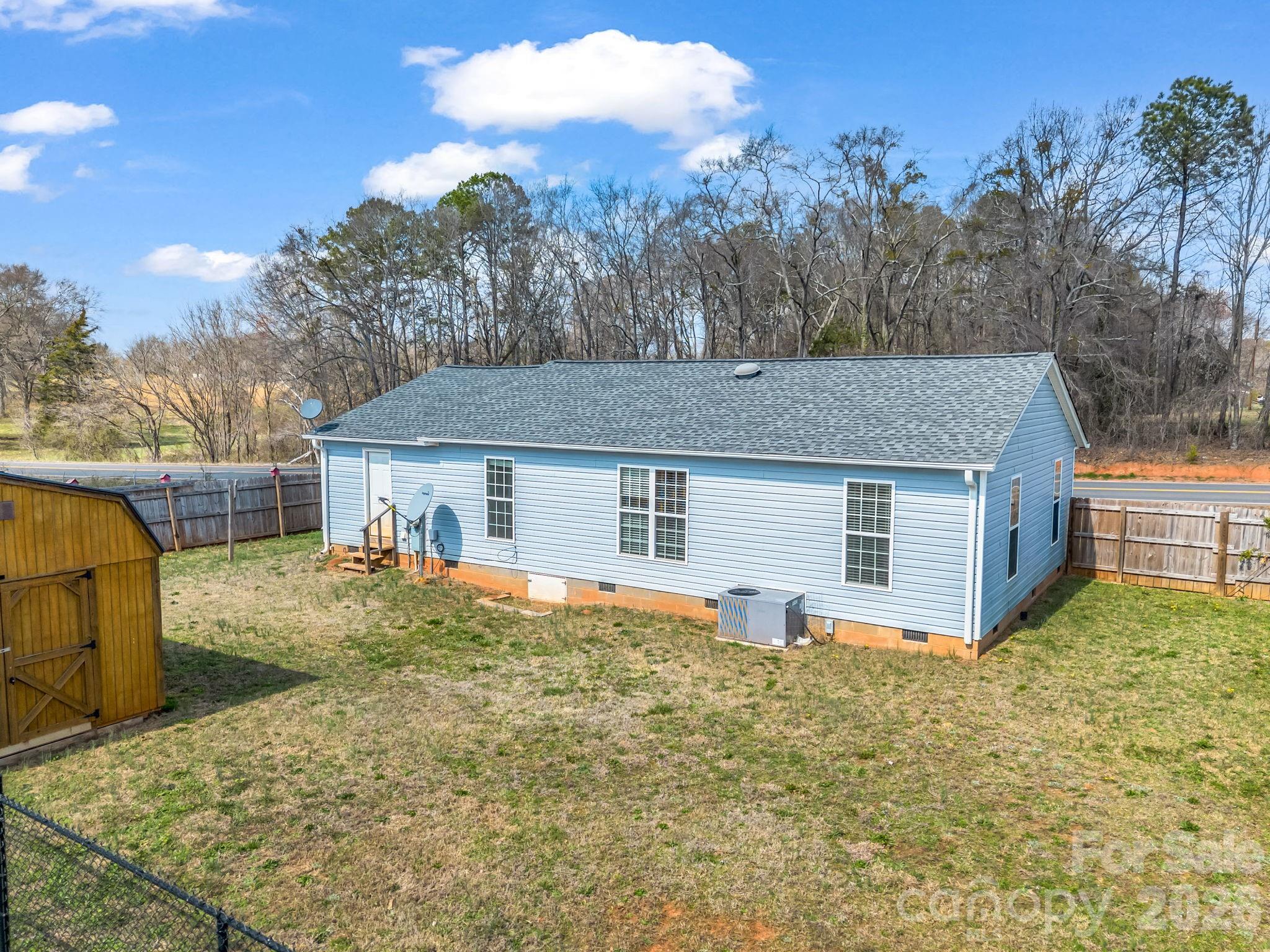 655 W Oconee Street — Chesnee