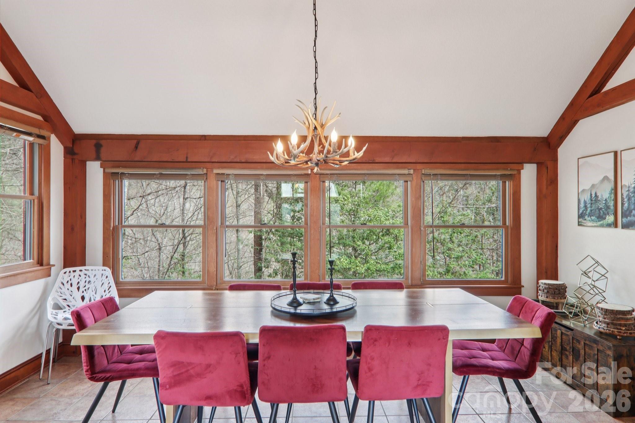 28 Nantahala Ridge — Bryson City