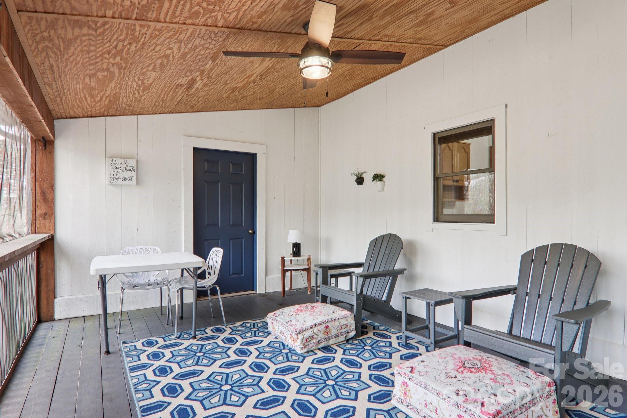 28 Nantahala Ridge — Bryson City