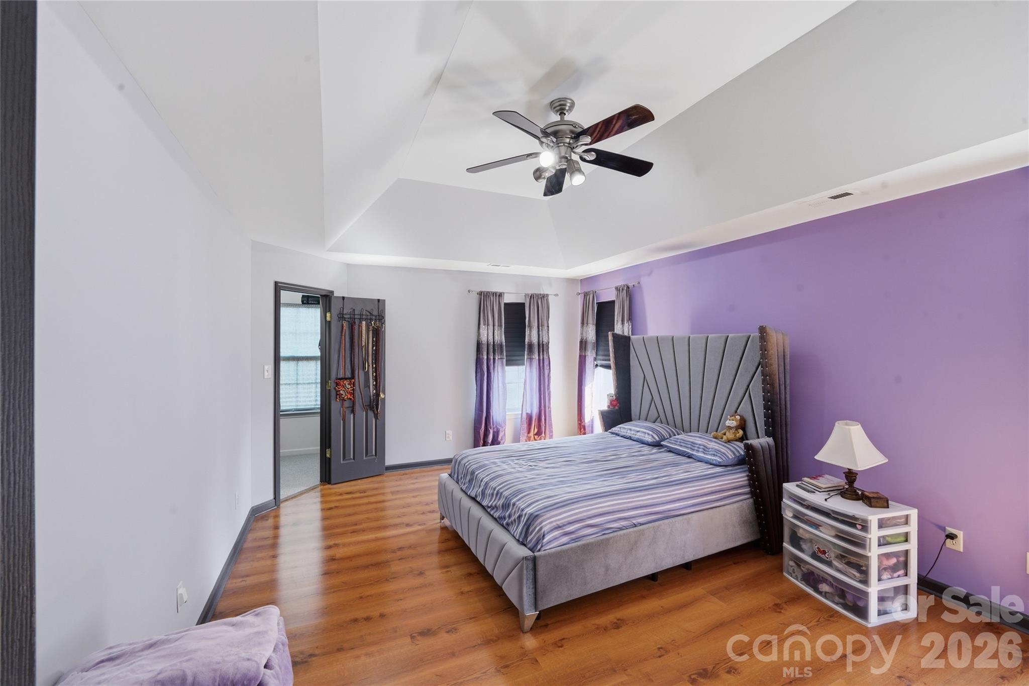 9541 Green Apple Drive — Charlotte