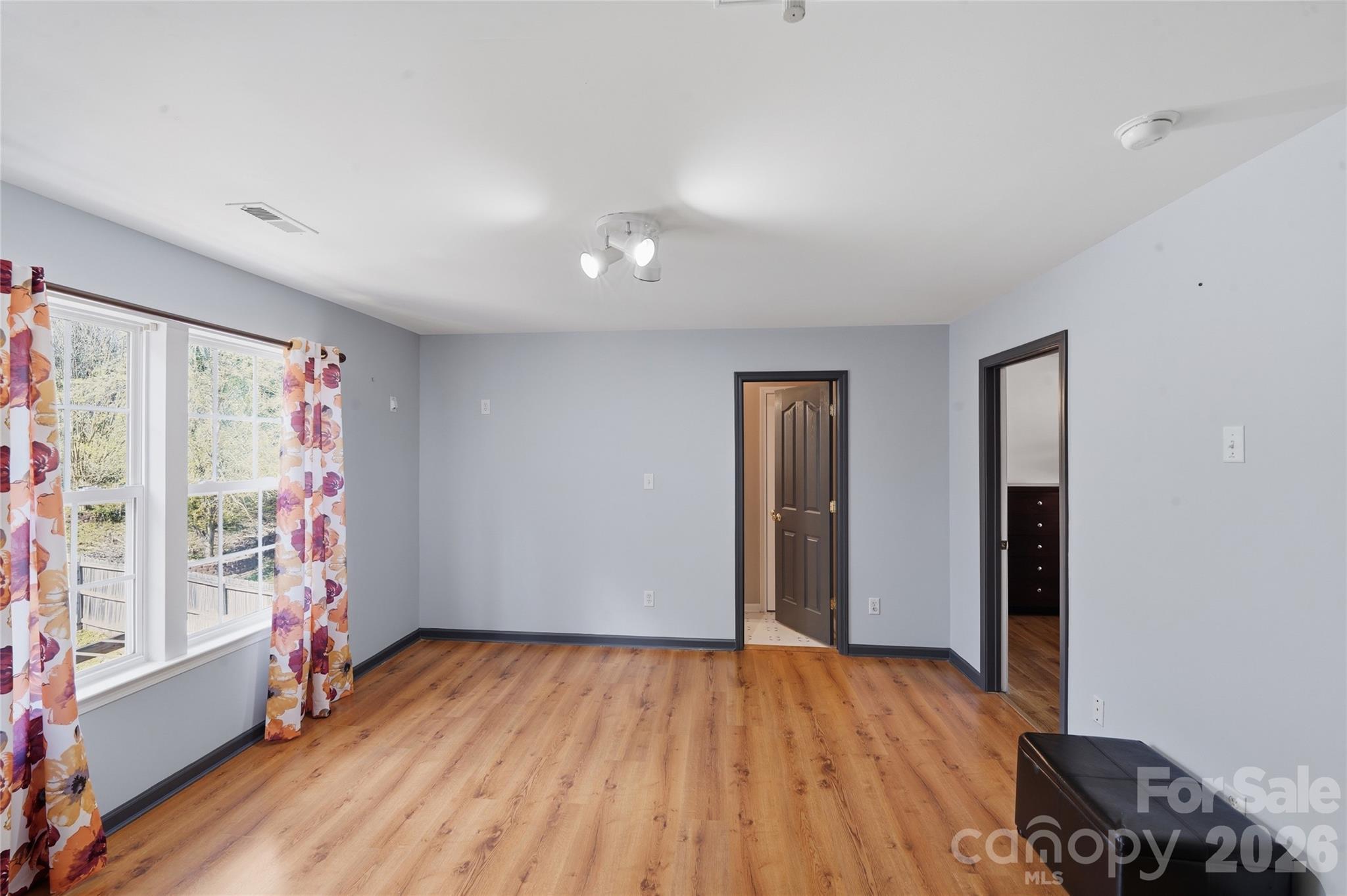 9541 Green Apple Drive — Charlotte