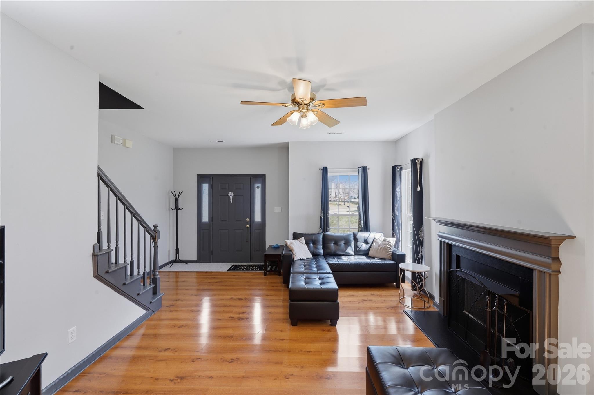 9541 Green Apple Drive — Charlotte