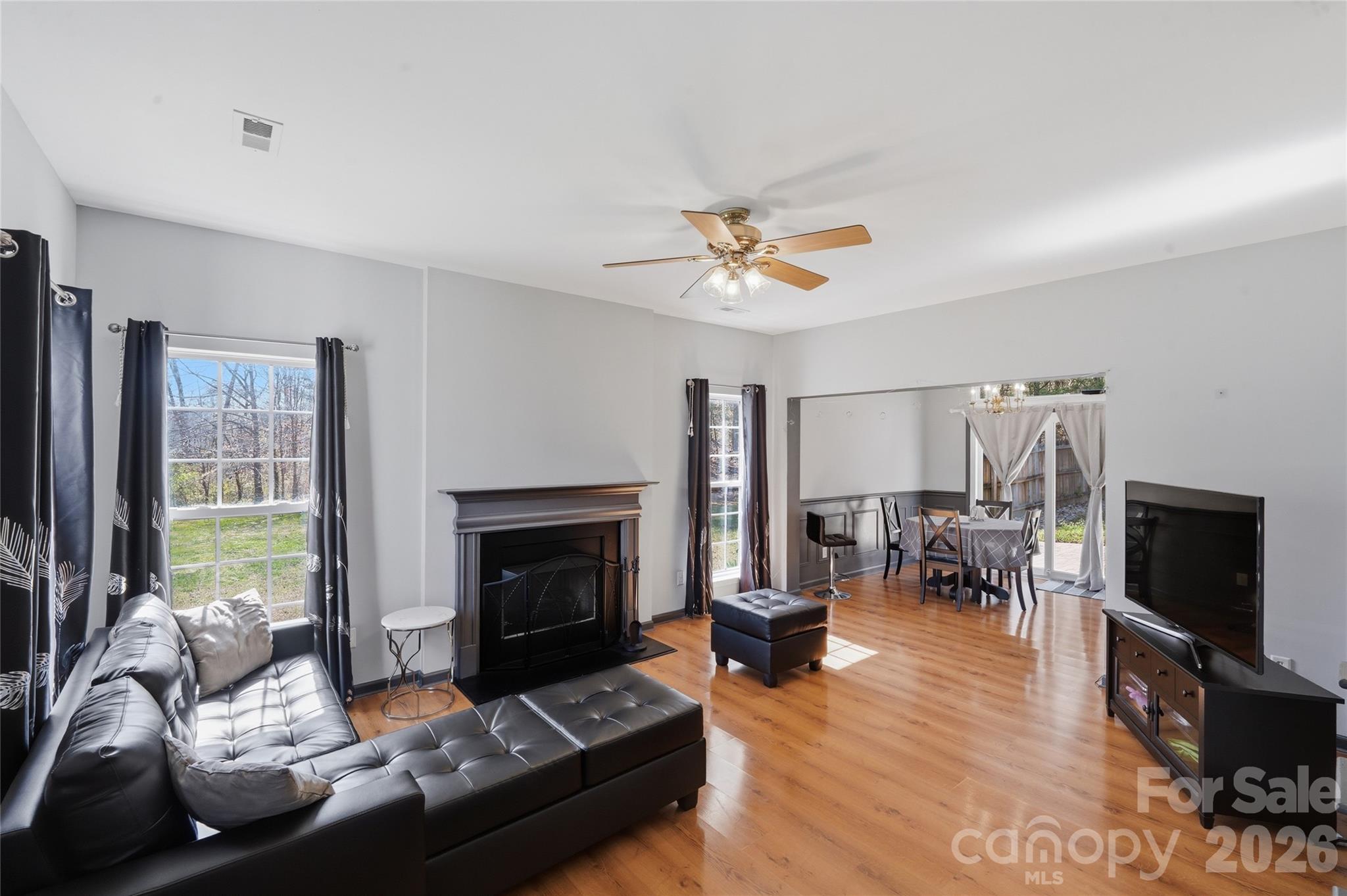 9541 Green Apple Drive — Charlotte