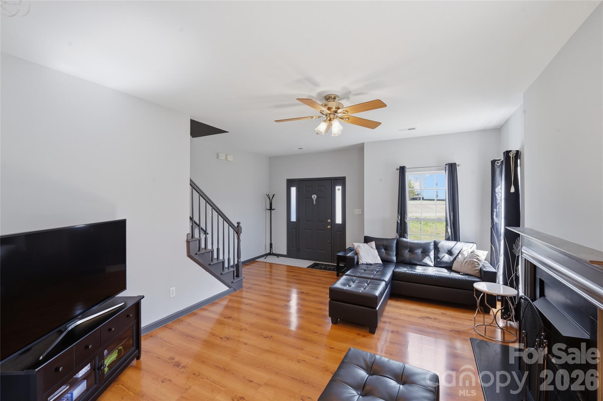 9541 Green Apple Drive — Charlotte