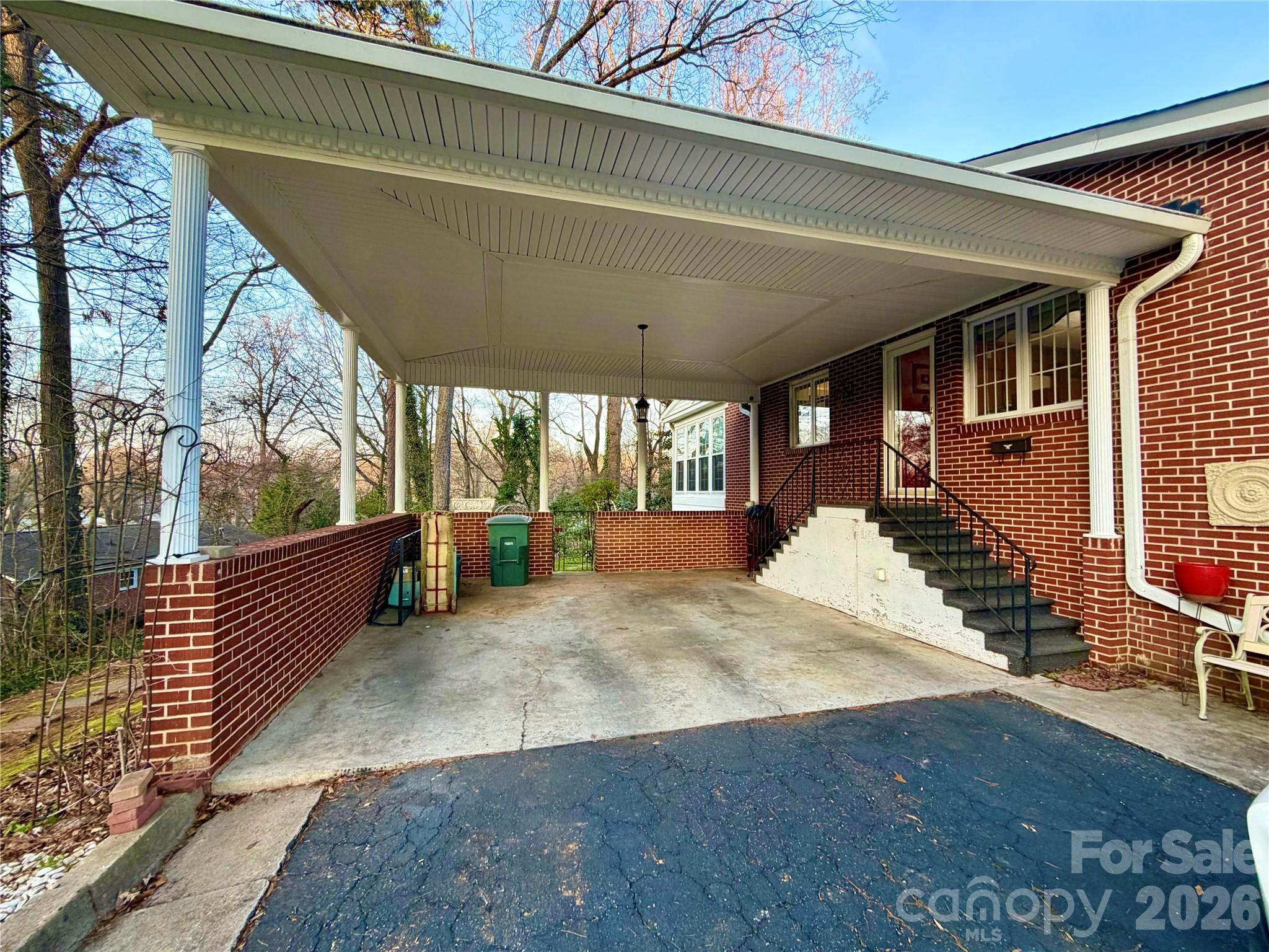 920 Paramount Circle — Gastonia